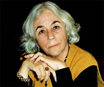 Ritmo lento de la escritora Carmen Martín Gaite alquiblaweb.com
