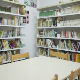 Conoce la Biblioteca Pública Municipal de Paterna del Campo en Huelva